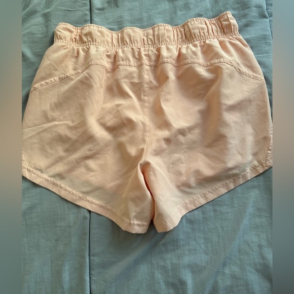 Athletic works peach shorts - Picture 4 of 5